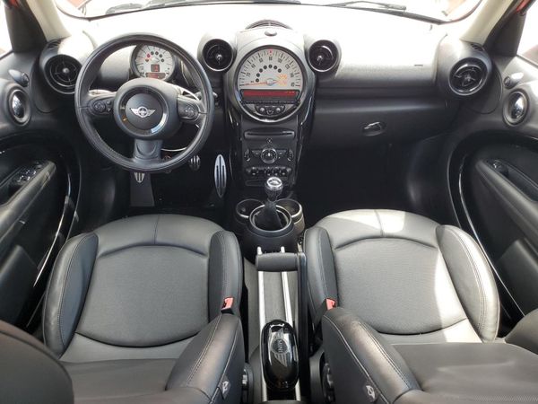 2014 MINI COOPER