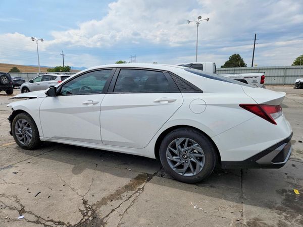 2024 HYUNDAI ELANTRA
