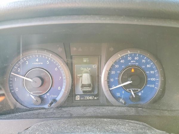 2015 TOYOTA SIENNA