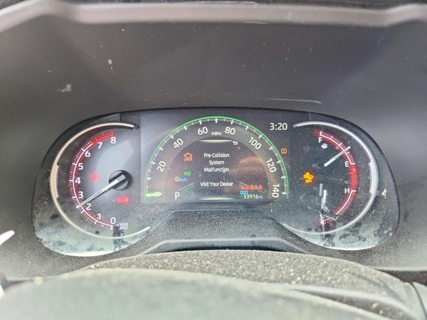2024 TOYOTA RAV4 LE