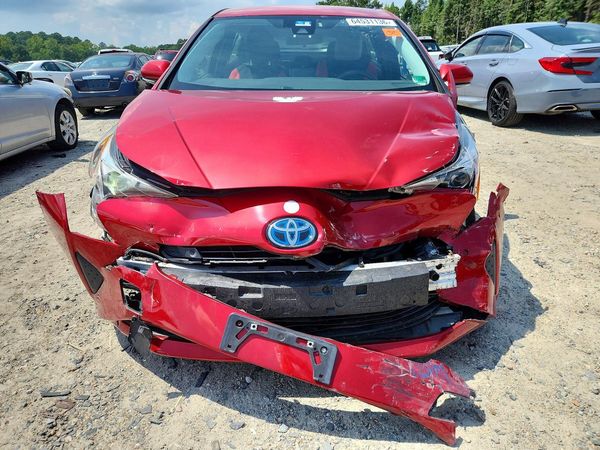 2017 TOYOTA PRIUS