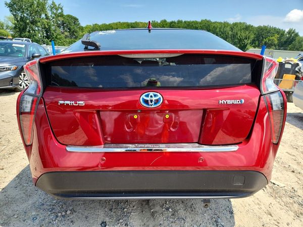 2017 TOYOTA PRIUS