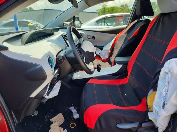 2017 TOYOTA PRIUS