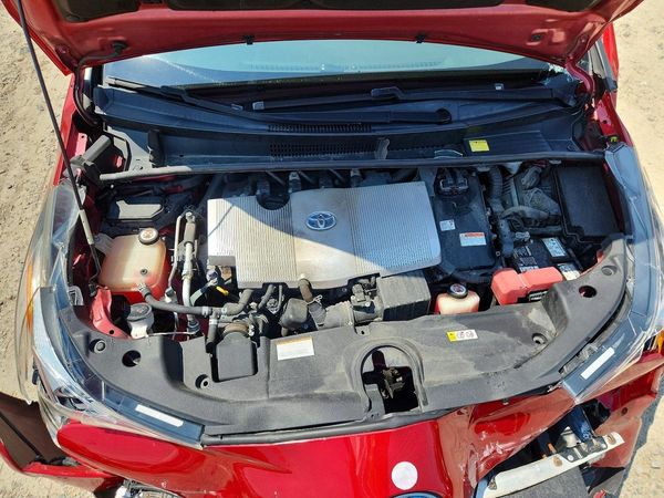 2017 TOYOTA PRIUS