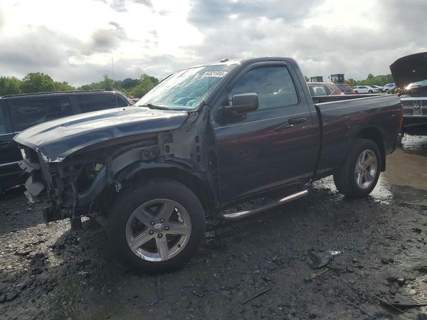 2014 RAM 1500 ST REG CAB 4X4