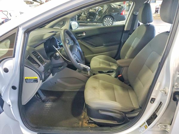 2015 KIA FORTE GL(Middle-low grade)