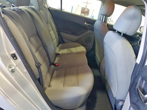 2015 KIA FORTE GL(Middle-low grade)