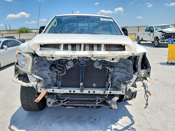 2015 TOYOTA TUNDRA