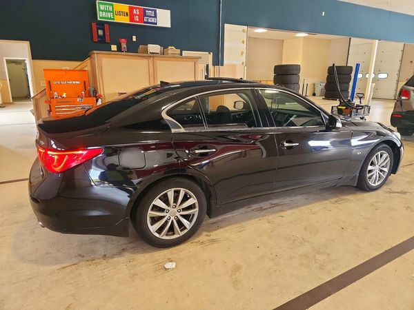 2014 INFINITI Q50