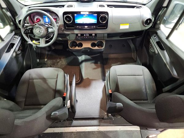2026 MERCEDES-BENZ SPRINTER