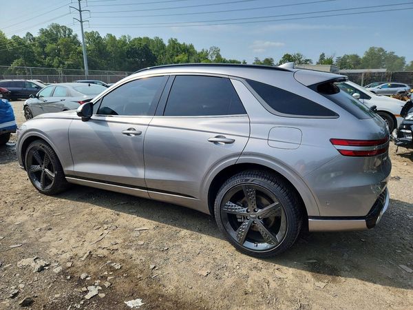 2022 GENESIS GV70