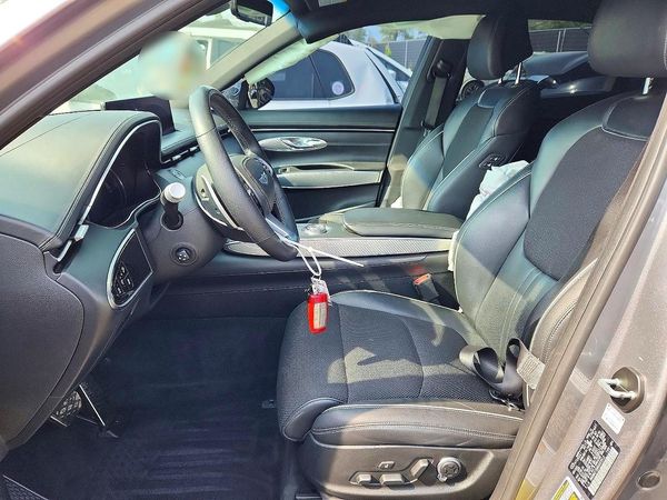2022 GENESIS GV70