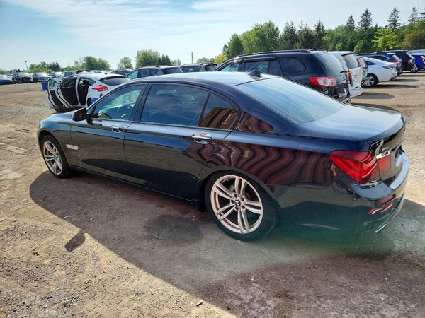 2014 BMW 740 xDrive