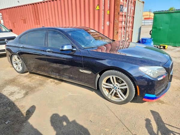 2014 BMW 740 xDrive
