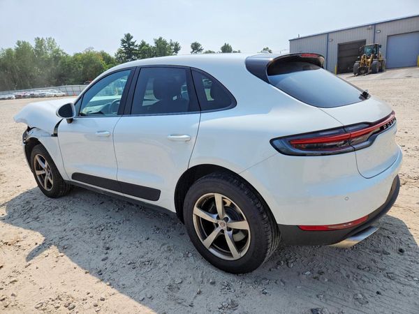 2020 PORSCHE MACAN