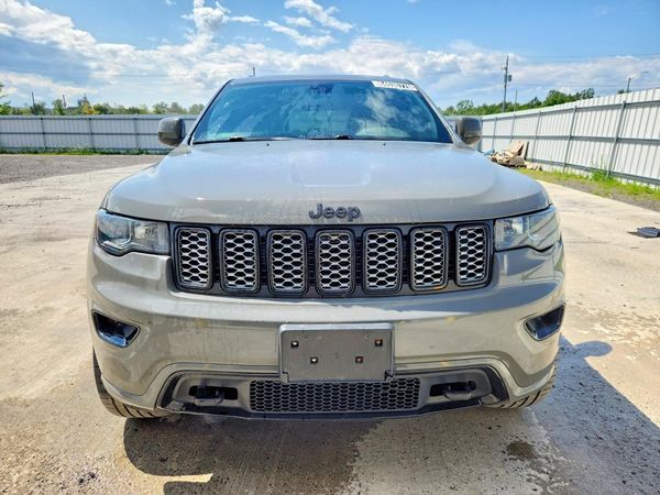 2020 JEEP GRAND CHEROKEE LAREDO 4X4