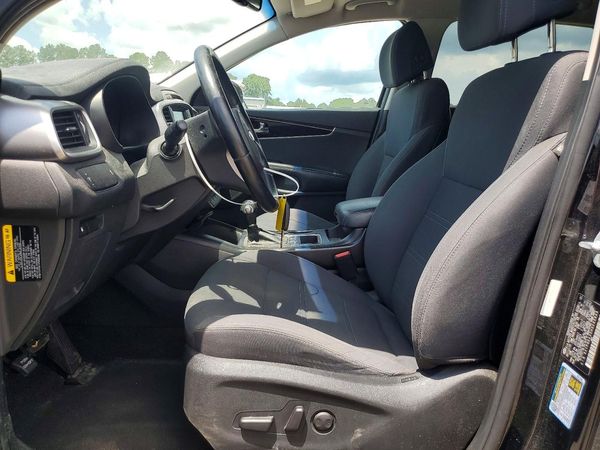 2017 KIA SORENTO L, LX
