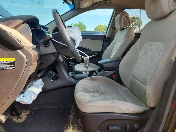 2018 HYUNDAI SANTA FE SE Base