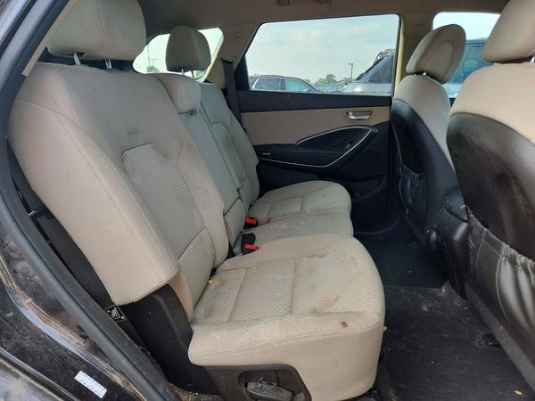 2018 HYUNDAI SANTA FE SE Base