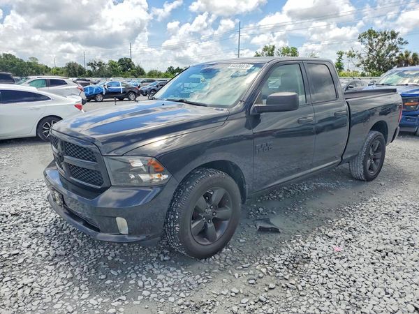 2015 RAM 1500 ST