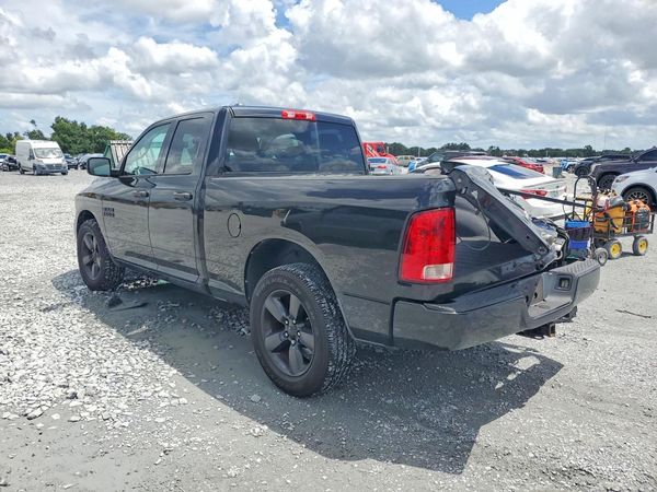 2015 RAM 1500 ST