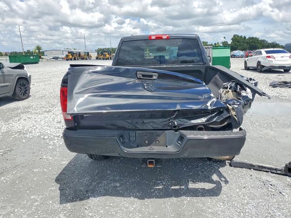 2015 RAM 1500 ST