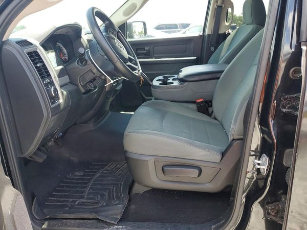 2015 RAM 1500 ST