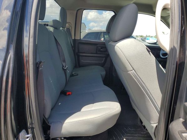 2015 RAM 1500 ST
