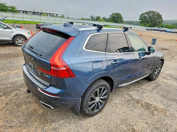 2018 VOLVO XC60 Inscription