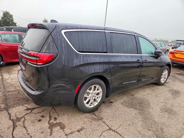 2024 CHRYSLER PACIFICA Touring L — PSRA