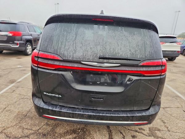 2024 CHRYSLER PACIFICA Touring L — DIRR