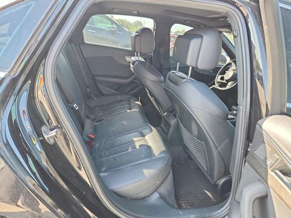 2019 AUDI A4 quattro Premium Plus