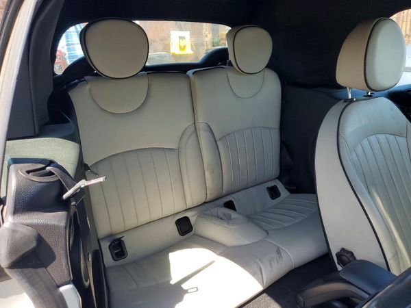 2012 MINI COOPER