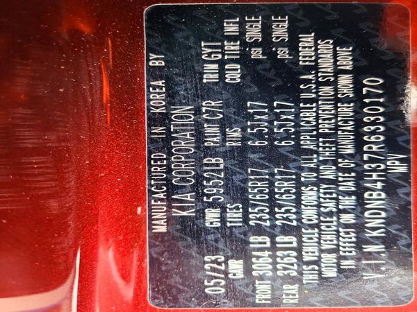 2024 KIA CARNIVAL LX, LX Seat Package