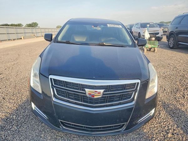 2016 CADILLAC XTS