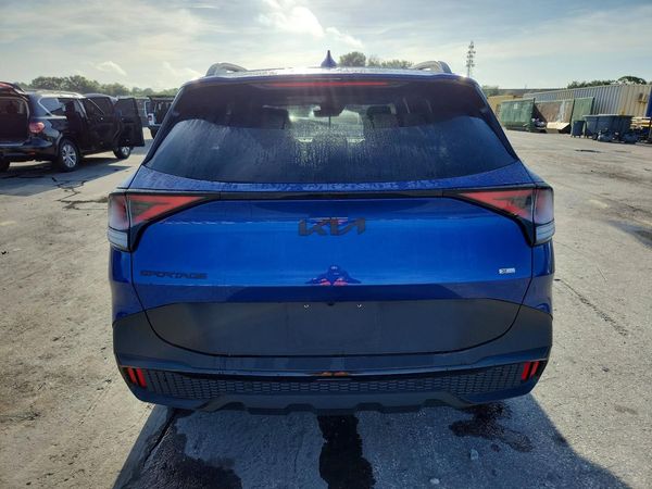 2025 KIA SPORTAGE X-LINE