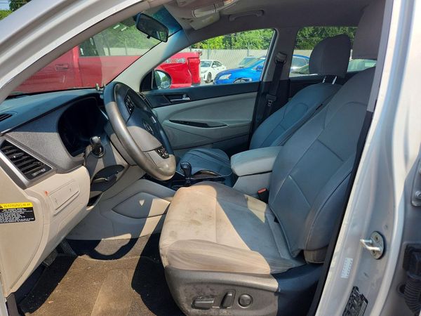 2016 HYUNDAI TUCSON — DENT