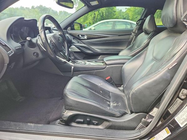 2017 INFINITI Q60