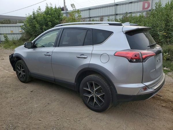 2018 TOYOTA RAV4 SE
