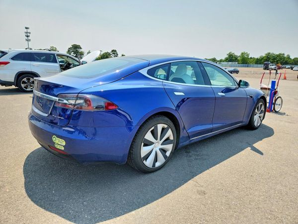 2020 TESLA MODEL S