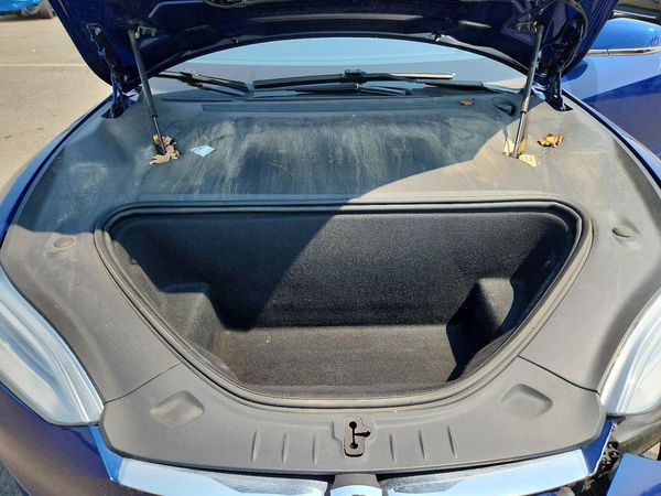 2020 TESLA MODEL S