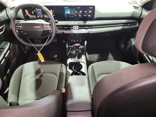 2026 KIA K4 LX, LXS