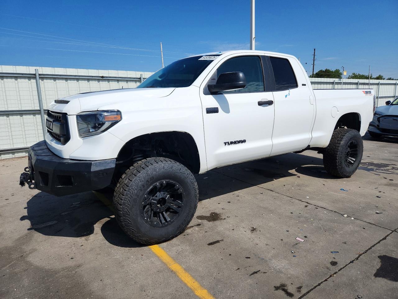 2015 TOYOTA TUNDRA