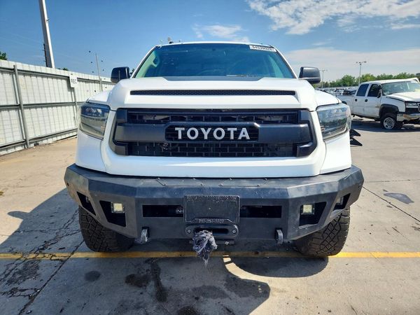 2015 TOYOTA TUNDRA