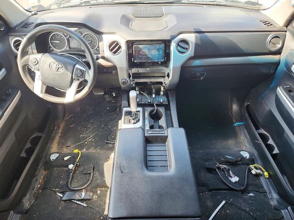 2015 TOYOTA TUNDRA