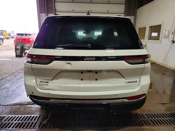 2023 JEEP CHEROKEE Laredo, Altitude — DIRR
