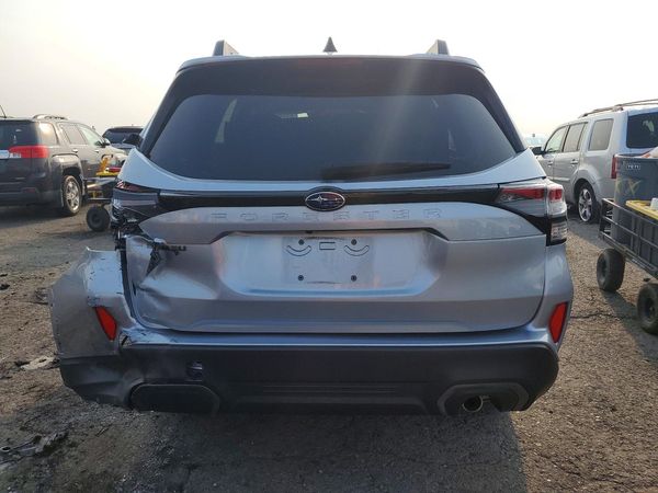 2025 SUBARU FORESTER Limited Base