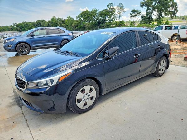 2017 KIA FORTE