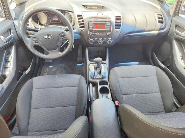2017 KIA FORTE LX Base
