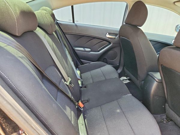 2017 KIA FORTE LX Base
